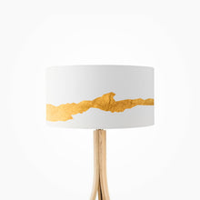 Load image into Gallery viewer, The gold ground split design adds a touch of elegance and sophistication to the lampshade